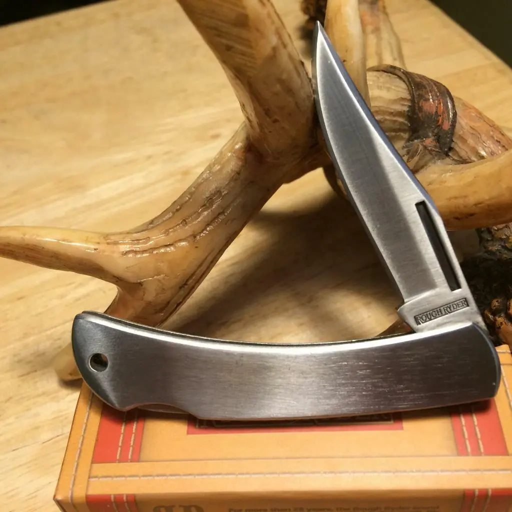 Rough Ryder RR221 سكين