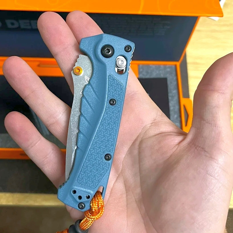 BENCHMADE 18065