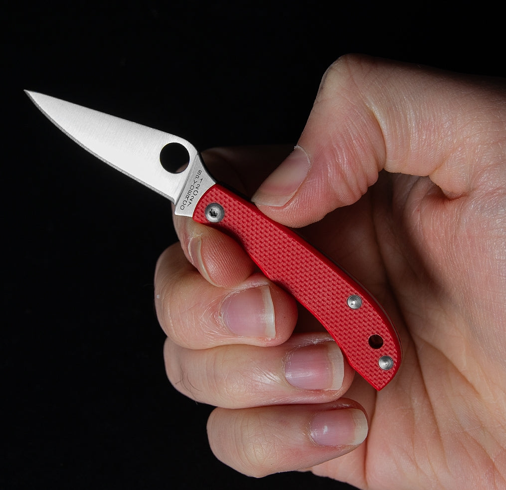 Spyderco Bug Micro Red سكين