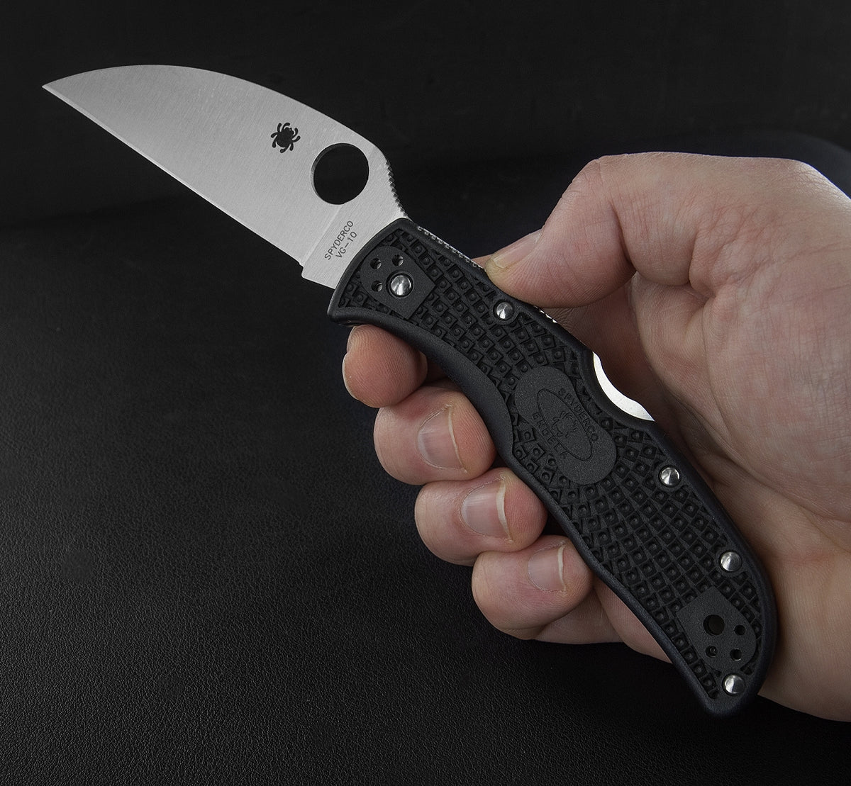 Spyderco Endela Wharncliffe سكين