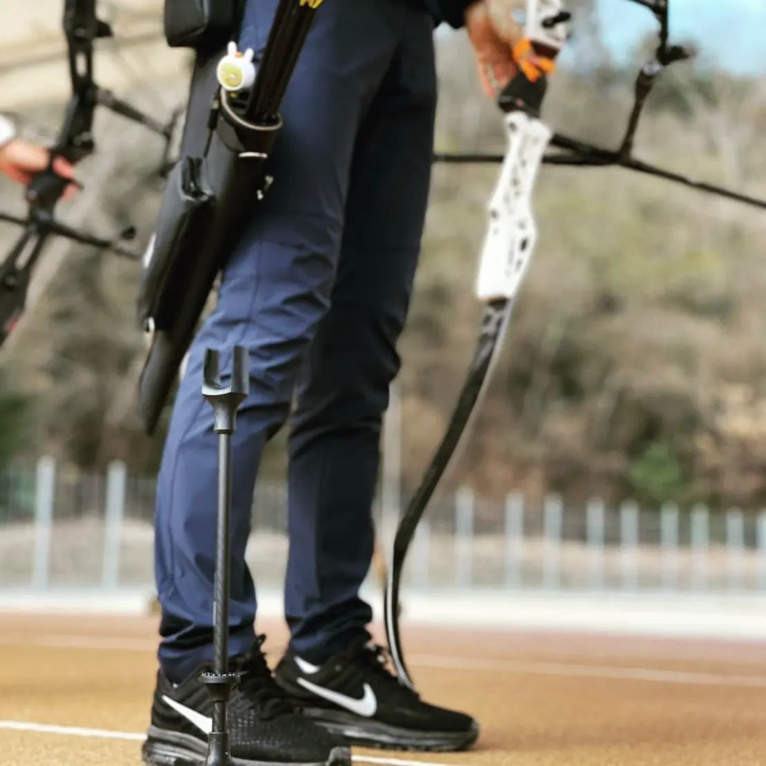 WIAWIS BowStand Carbon حامل قوس