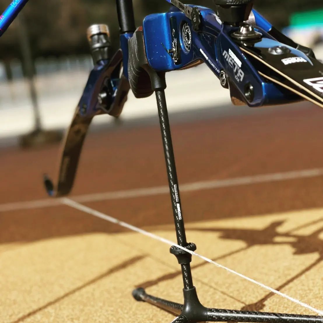 WIAWIS BowStand Carbon حامل قوس
