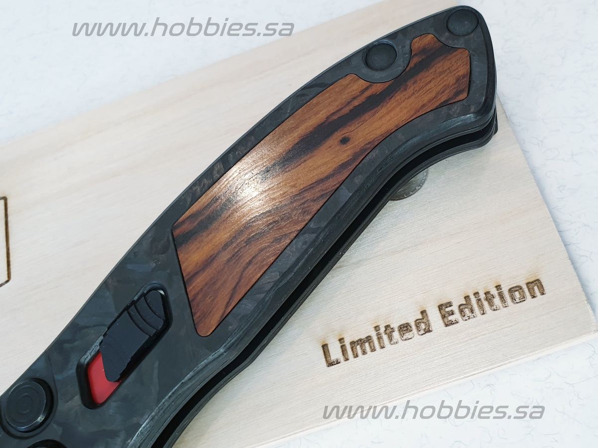 Buck 898CF Limited Damasteel