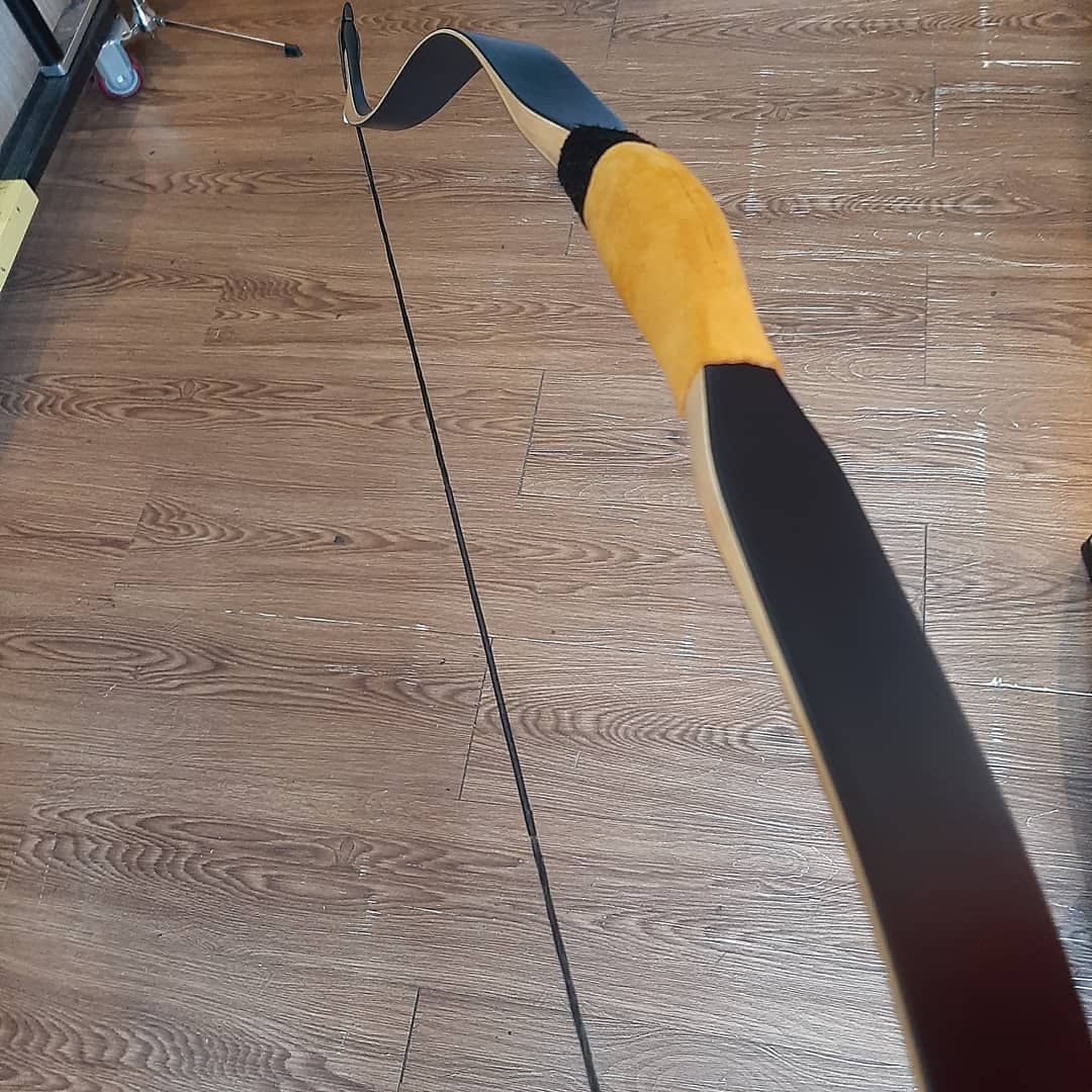 Buck Trail Black Flint Bow قوس تقليدي