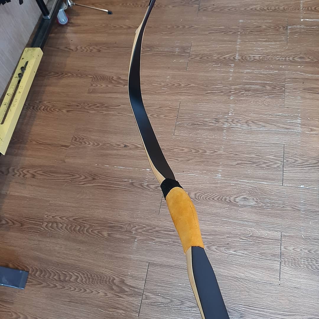 Buck Trail Black Flint Bow قوس تقليدي
