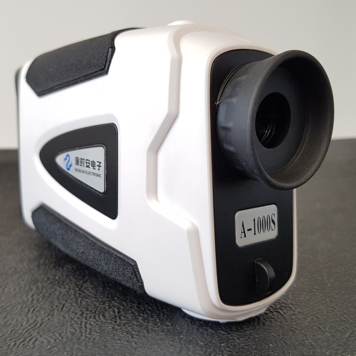 Range Finder 1000m