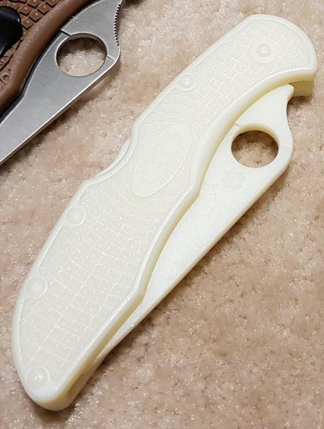 Spyderco Delica 4 plastic knife kit