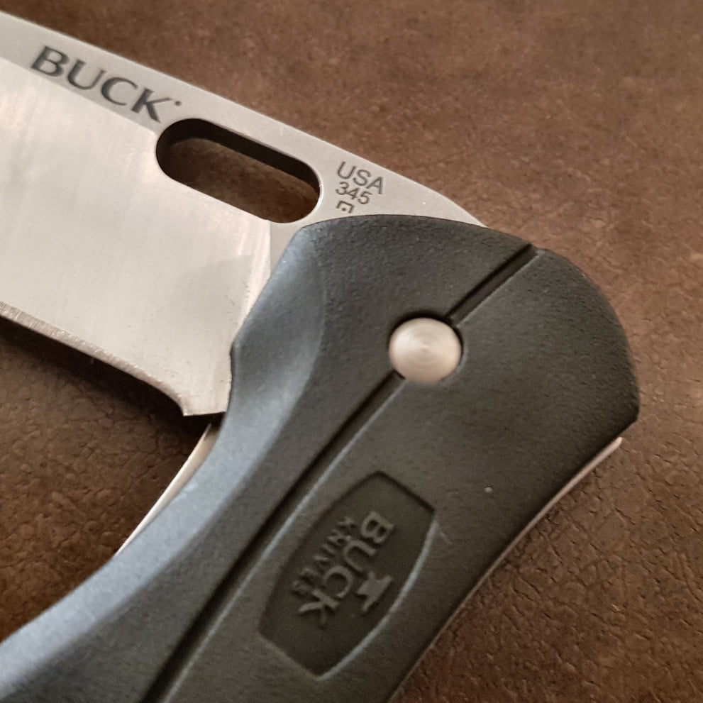 Buck 345 Vantage knife
