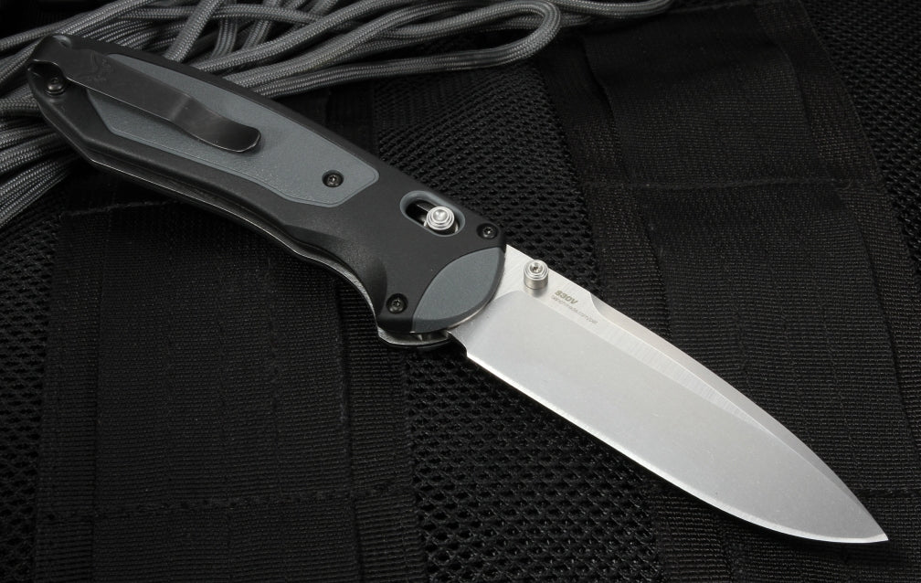 BENCHMADE 590 BOOST knife