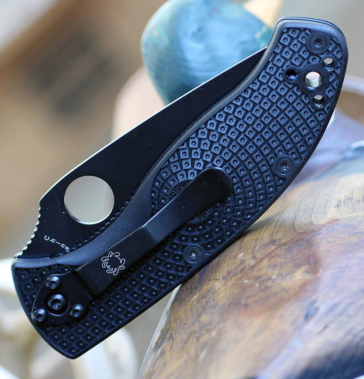Spyderco Tenacious Lightweight BLACK