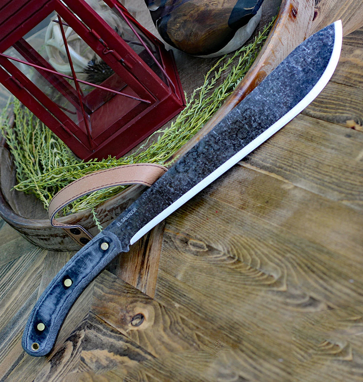 ESEE Expat Darien Machete