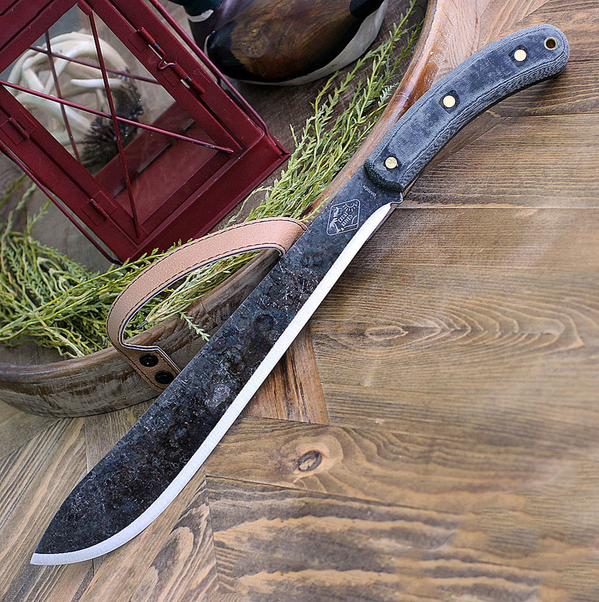 ESEE Expat Darien Machete
