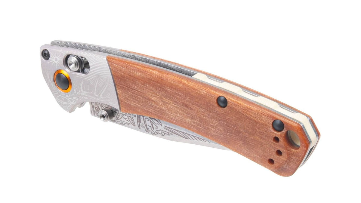 BENCHMADE 15085-2202 Limited Edition Artist Series