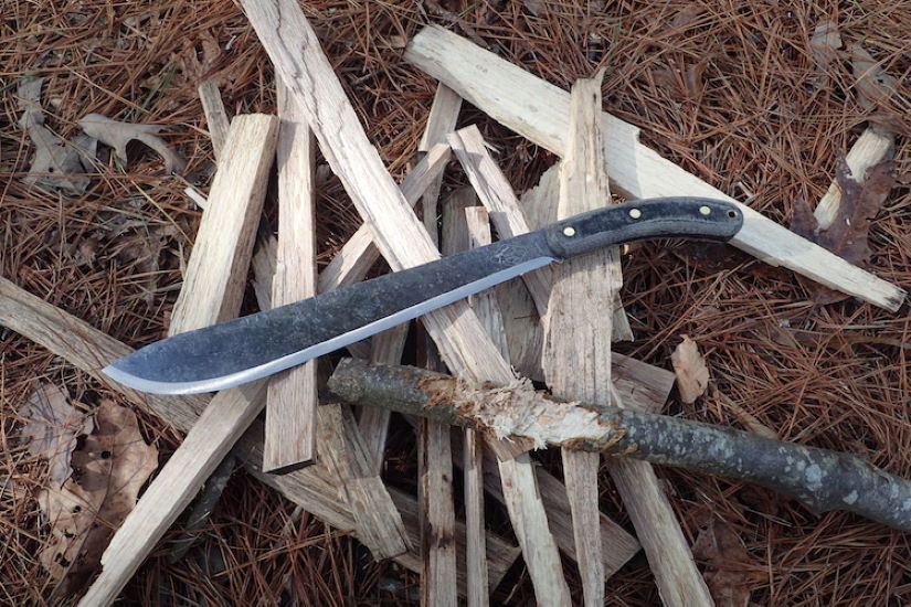 ESEE Expat Darien Machete