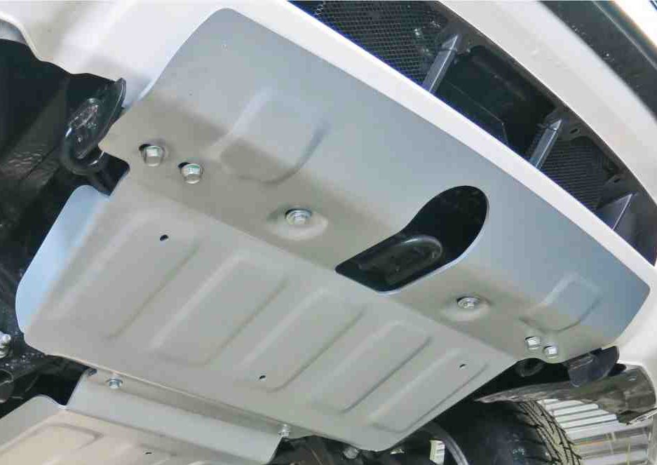 RIVAL Nissan Patrol Y62 6mm radiator Desert bumper 2010-