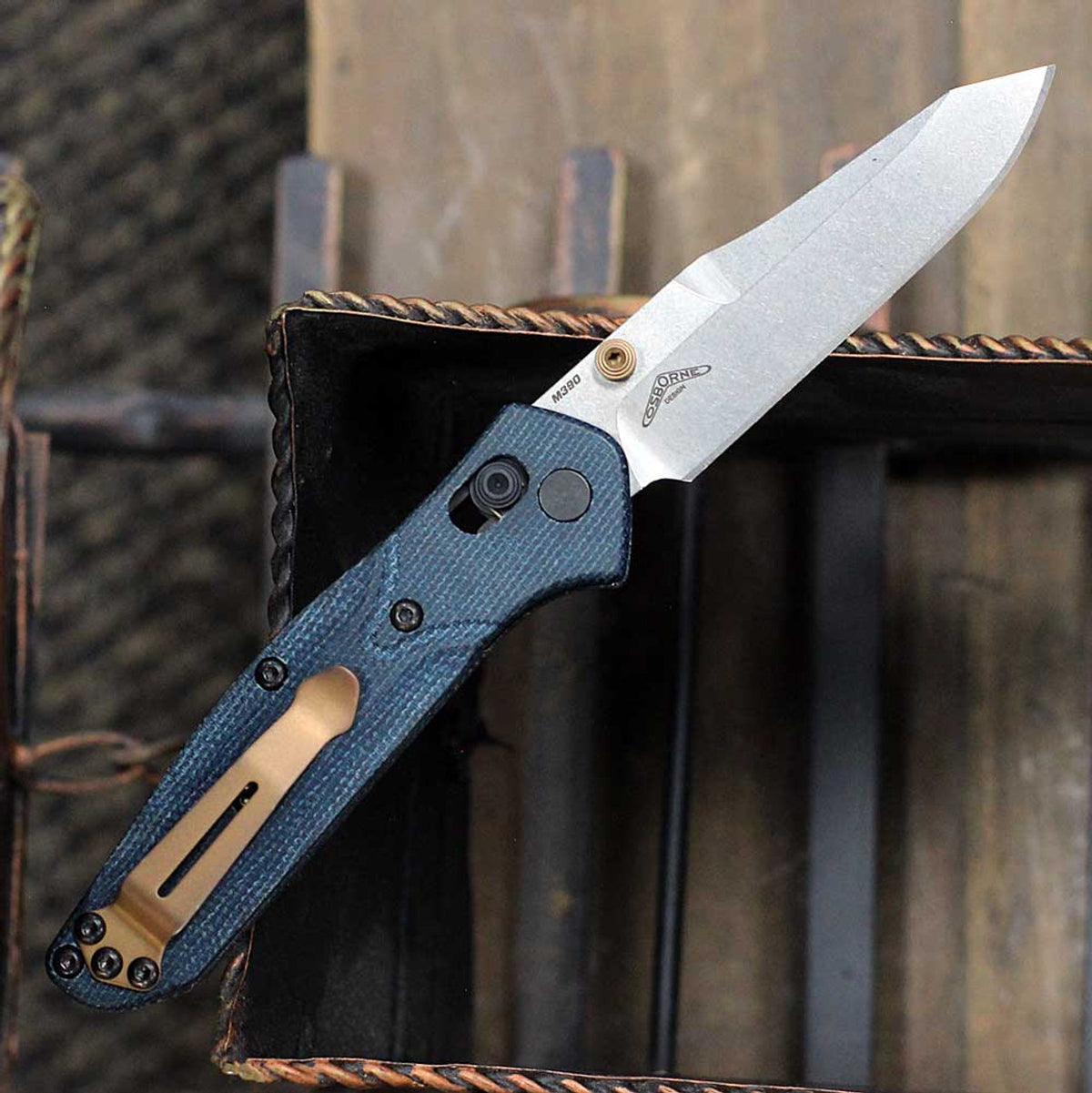 BENCHMADE 945-04 سكين